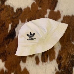 Adidas Bucket Hat